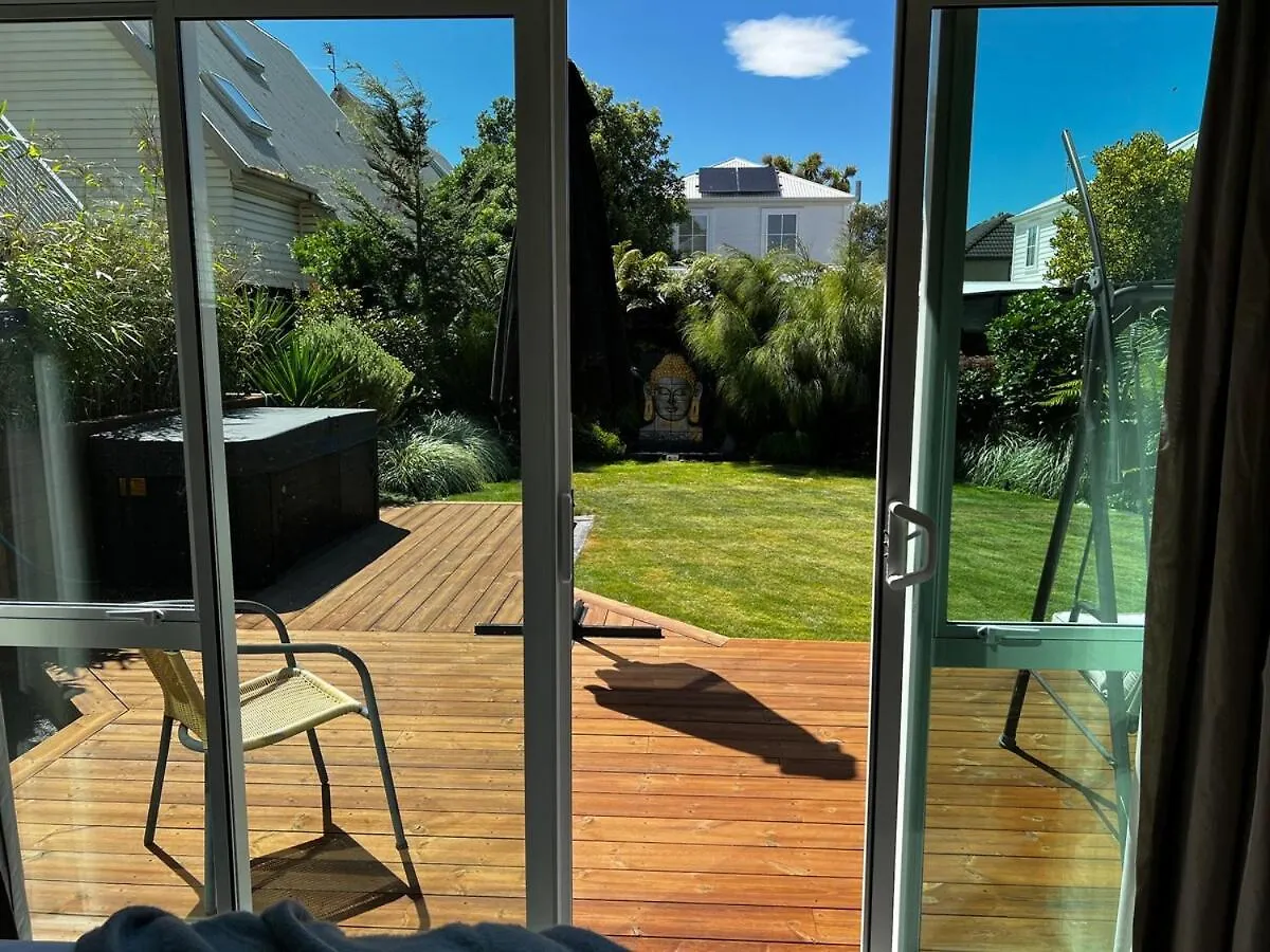 Дом отдыха 3 Bedroom Home In Peaceful Setting Крайстчёрч